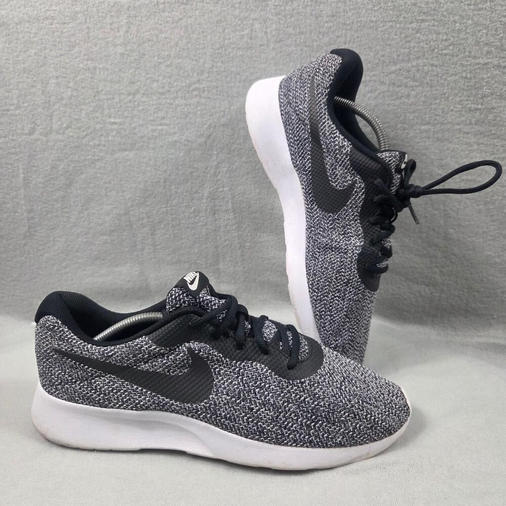 Nike Men's Grey and Black Trainers